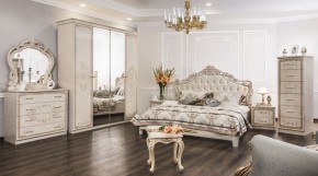 Комод 4 ящика с Зеркалом ППУ (крем) коллекция Патрисия в Губахе - gubaha.ok-mebel.com | фото 5