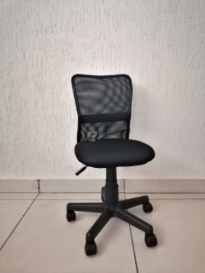 Кресло Barneo K-401 детское (черная ткань/сетка) в Губахе - gubaha.ok-mebel.com | фото 1