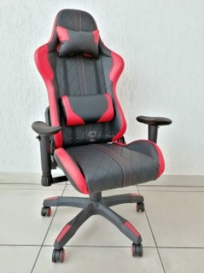 Кресло геймерское Barneo K-52 (черная экокожа красные вставки) в Губахе - gubaha.ok-mebel.com | фото