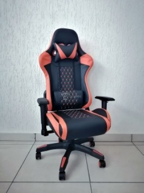 Кресло геймерское Barneo K-53 (черная экокожа оранжевые вставки) в Губахе - gubaha.ok-mebel.com | фото