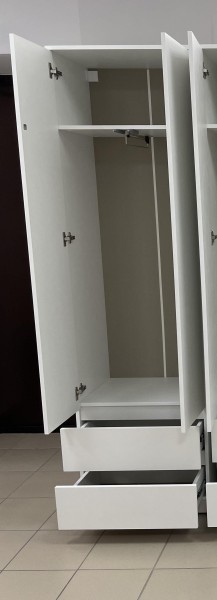 Шкаф 2-ств. с 2 ящиками и вешалкой "Бьянко" в Губахе - gubaha.ok-mebel.com | фото 2